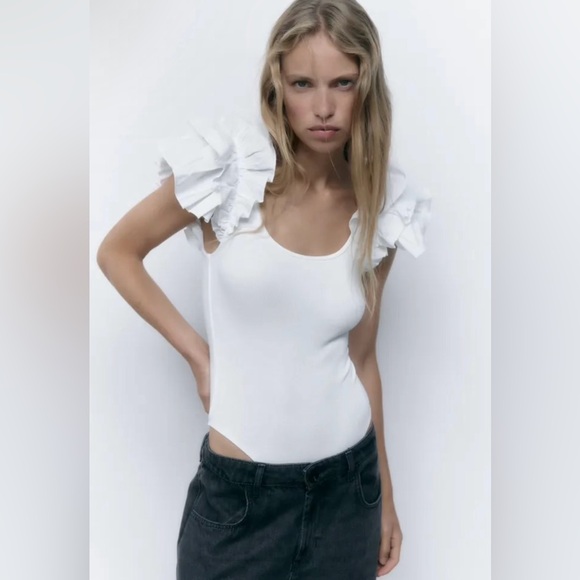 Zara White Ruffled Rib Bodysuit - Picture 1 of 16
